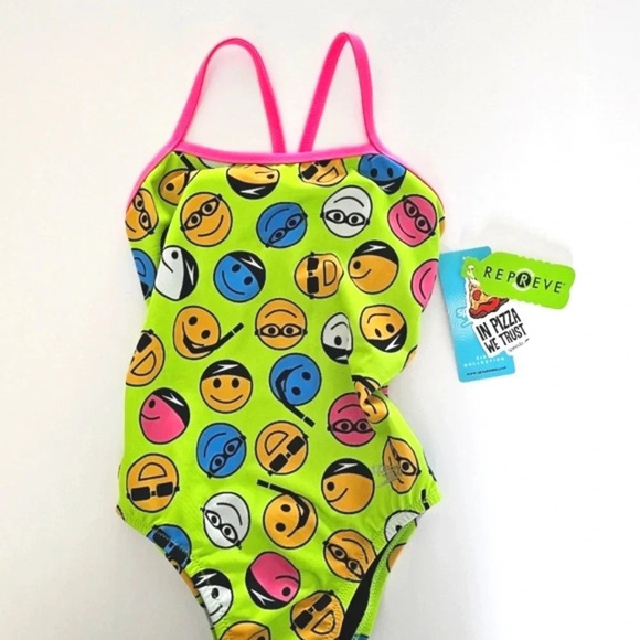 Speedo Other - SPEEDO PRINTED THE ONE BACK